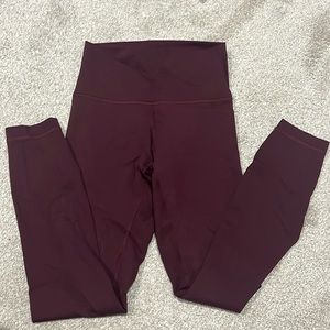 Lululemon train leggings size 4